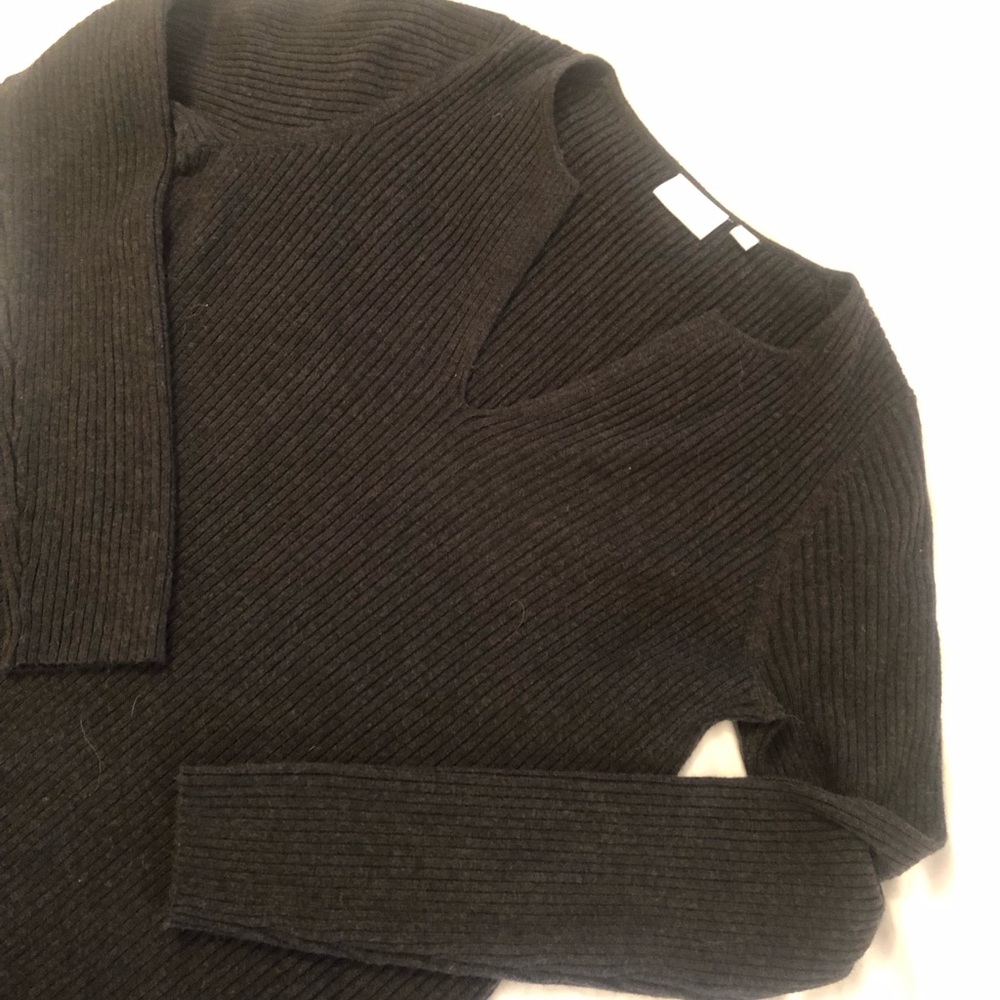 ANTHROPOLOGIE sweater